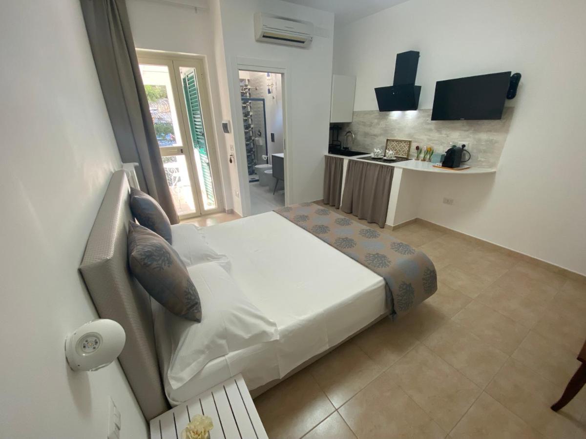 Casa Fiorita Bed and Breakfast Βιέστε Εξωτερικό φωτογραφία