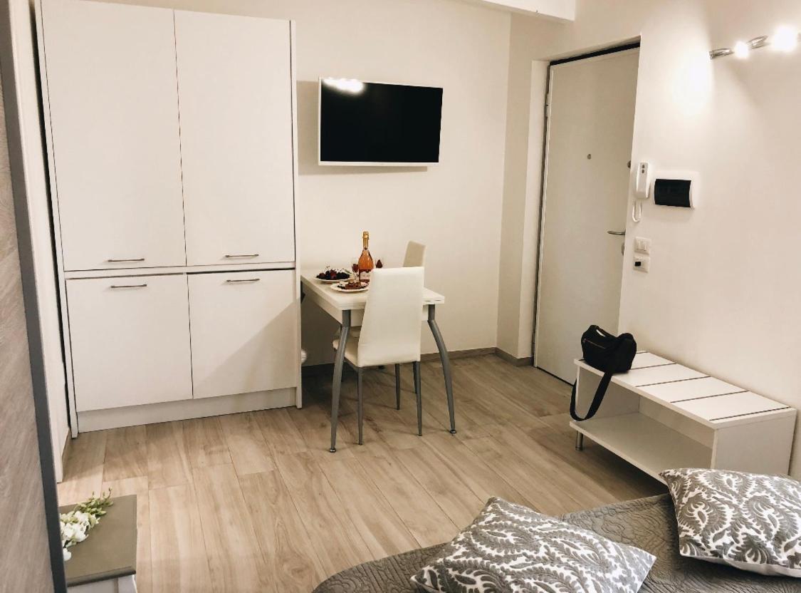 Casa Fiorita Bed and Breakfast Βιέστε Εξωτερικό φωτογραφία