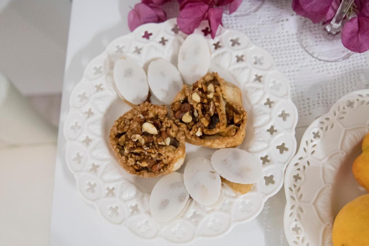 Casa Fiorita Bed and Breakfast Βιέστε Εξωτερικό φωτογραφία