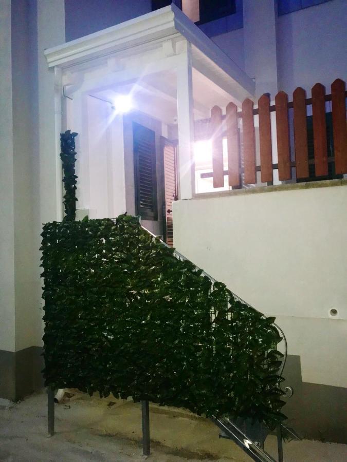 Casa Fiorita Bed and Breakfast Βιέστε Εξωτερικό φωτογραφία