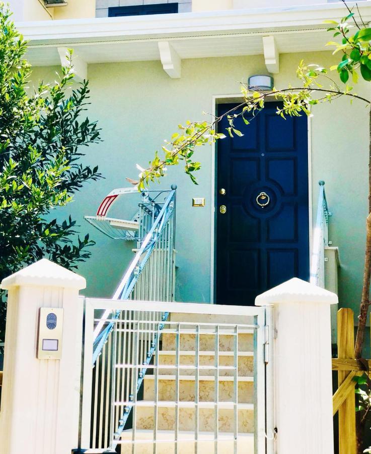 Casa Fiorita Bed and Breakfast Βιέστε Εξωτερικό φωτογραφία